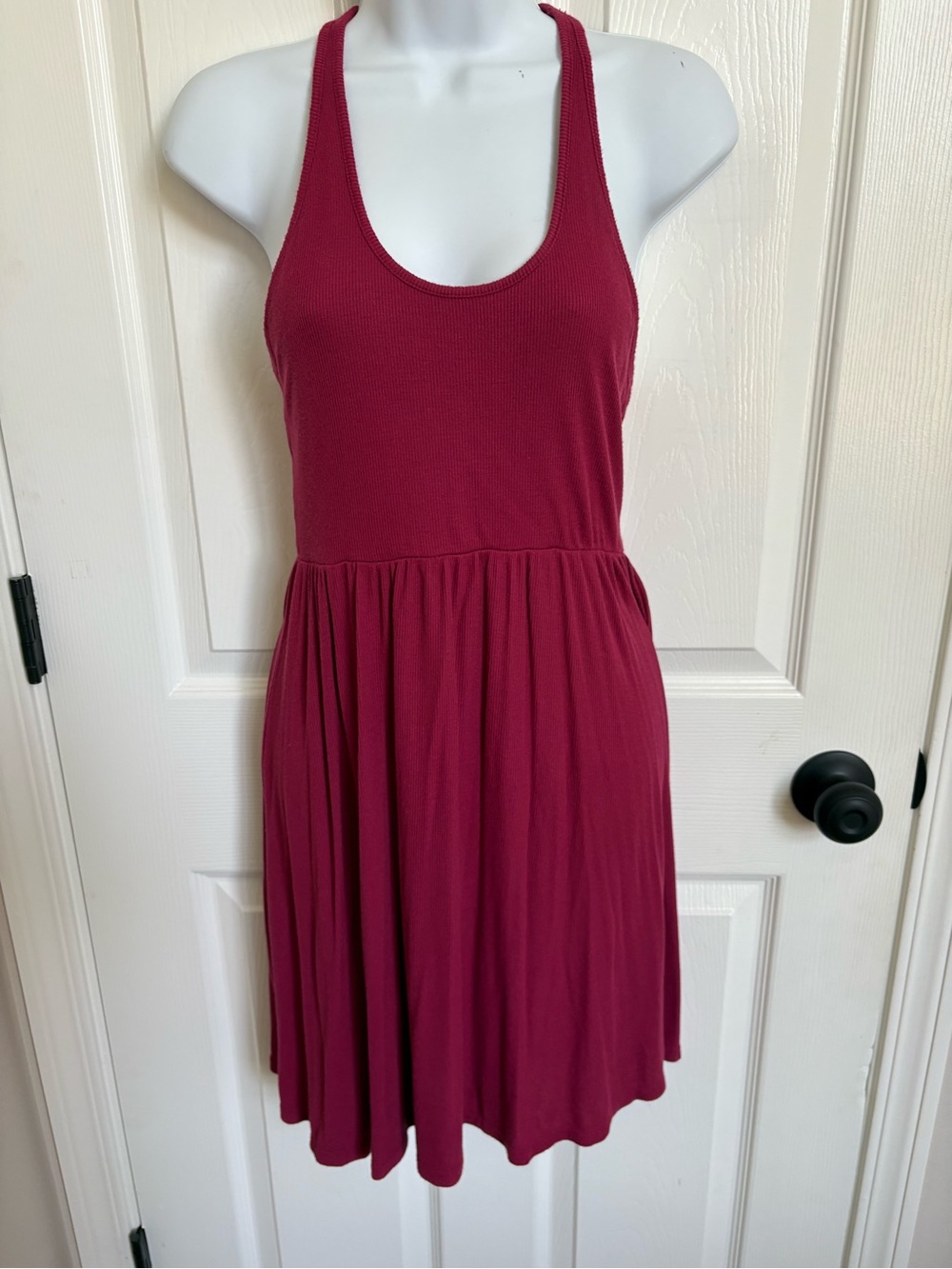 Mudd Scoop Neck Mini Dress in Burgundy